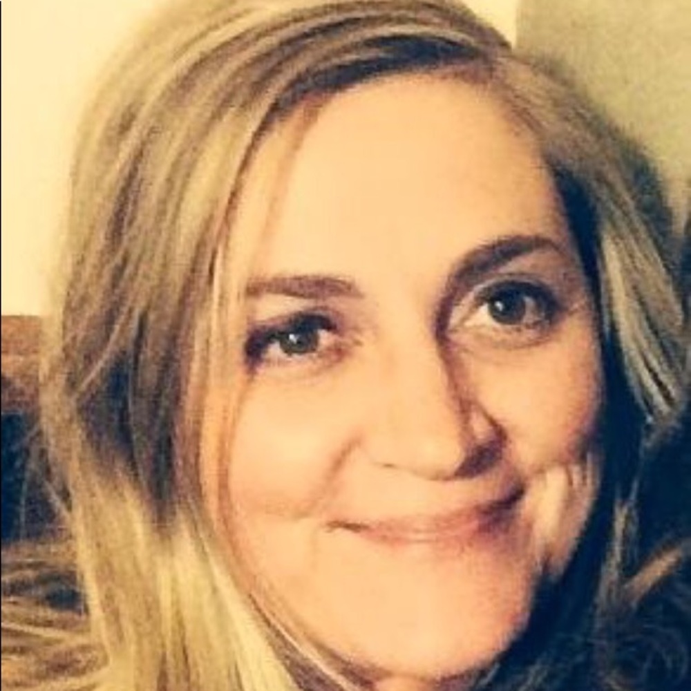 Meet your Posher, Stefanie